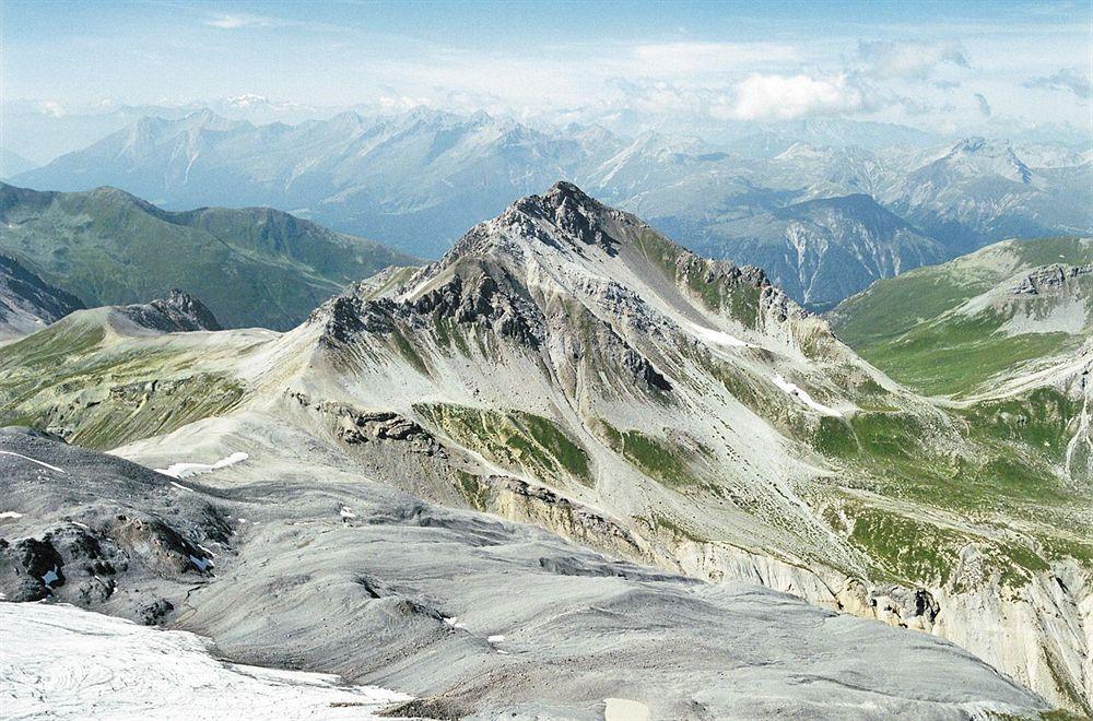 Morosani Fiftyone Hotel Davos Bagian luar foto